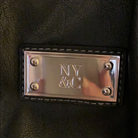 Handbag - Picture 2 of 8